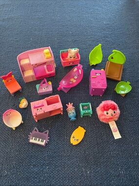 Pink Miniature Dollhouse Playset with Accessories